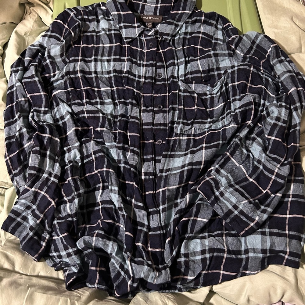Blue flannel print top with collar